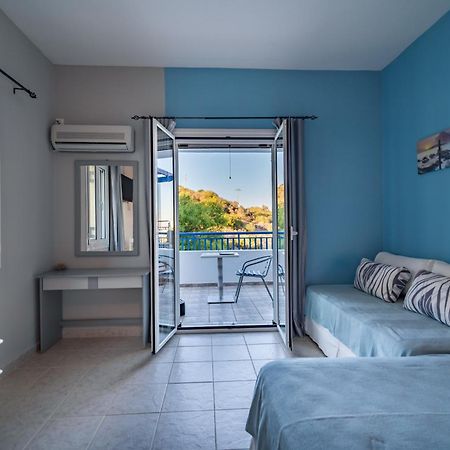 Philyra hotel Agia Pelagia  Phòng bức ảnh