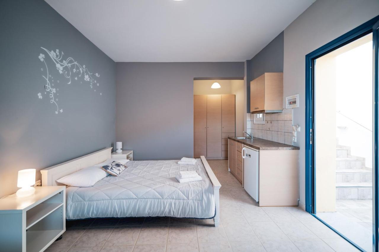 Philyra hotel Agia Pelagia  Ngoại thất bức ảnh