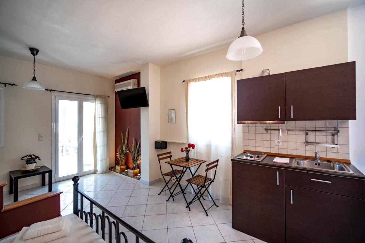 Philyra hotel Agia Pelagia  Ngoại thất bức ảnh