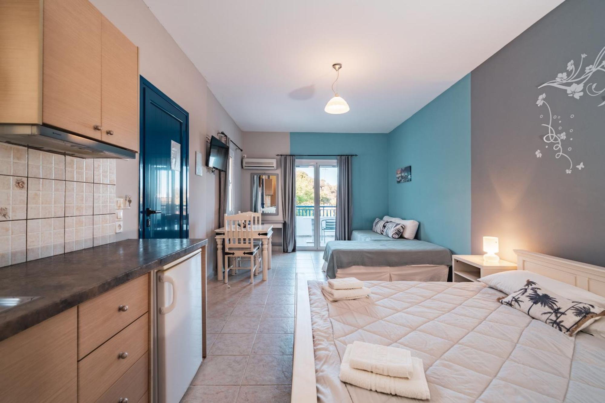 Philyra hotel Agia Pelagia  Phòng bức ảnh